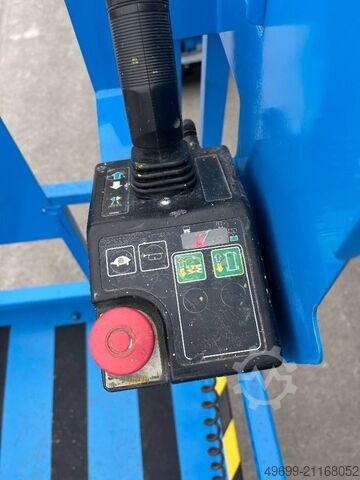 Angkat gunting Genie GS 2646 10m Scherenarbeitsbühne *Akkus NEU*