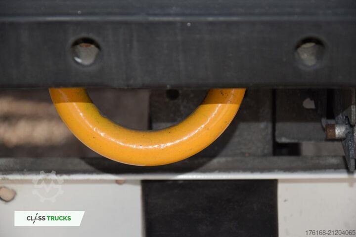 Gjysmë rimorkio frigoriferike SCHMITZ CARGOBULL SKO FP 60 ThermoKing SLXi 300