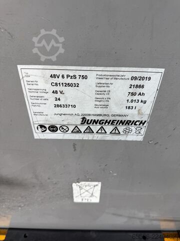 Ηλεκτρικό περονοφόρο τετράτροχο Jungheinrich EFG 320 / 5425 Std.
