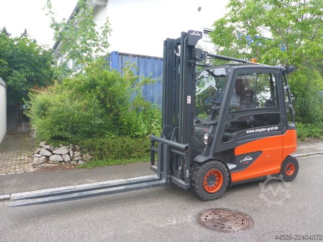 Carretilla eléctrica de 4 ruedas Linde E40 /600 HL
