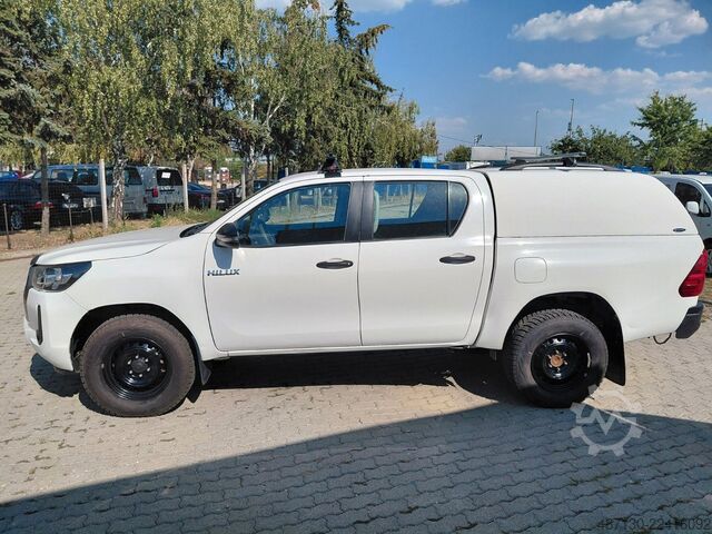 Van TOYOTA Hilux Double Cab Duty 4x4