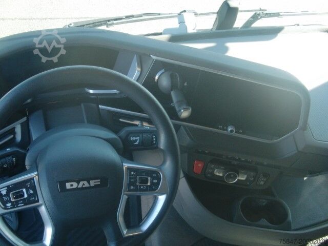 Trao đổi khung gầm xe tải DAF XF 480 FAR Intarder 2x AHK BDF 7,82
