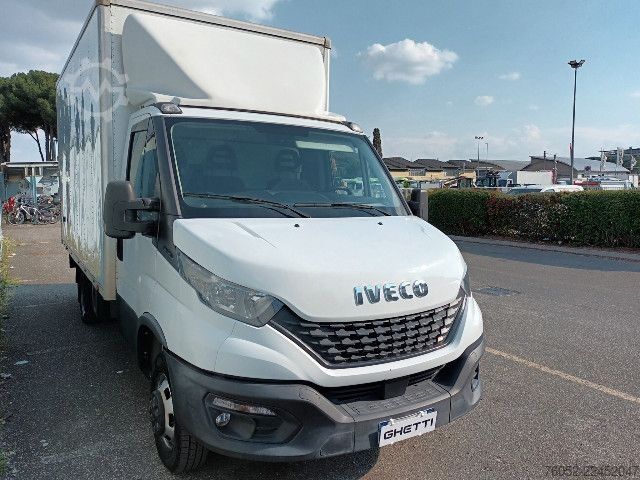 卡车底盘 IVECO LEGGERI 35C14