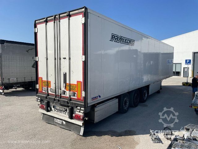 รถพ่วงกึ่งตู้เย็น Schmitz Cargobull Semitrailer Reefer Standard