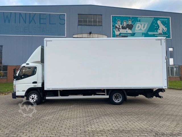 Box truck FUSO Canter 9C18 Koffer mit Ladebordwand