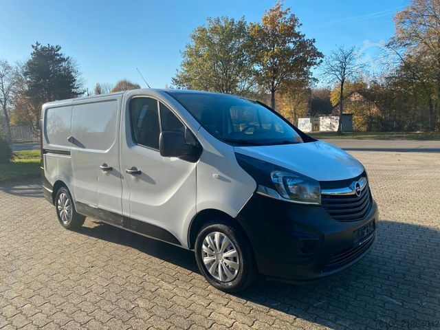 Xe van thùng kín OPEL Vivaro B Kastenwagen L1H1  2,7t*Ahk*90 tkm *