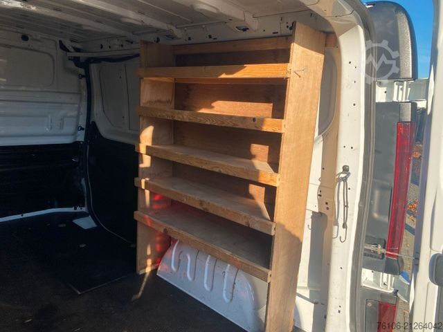 Xe van thùng kín OPEL Vivaro B Kastenwagen L1H1  2,7t*Ahk*90 tkm *