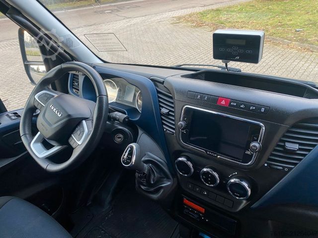 Xe tải thùng lạnh IVECO Daily 72C18 Hi-Matic Tiefkühlkoffer +LBW