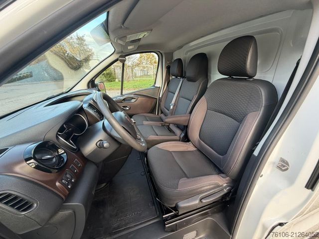 Xe van thùng kín FIAT Talento Kasten L1H1 1,0t SX