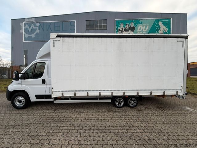 Curtain sider van FIAT Ducato Plane Tandemachse 3 Achsen