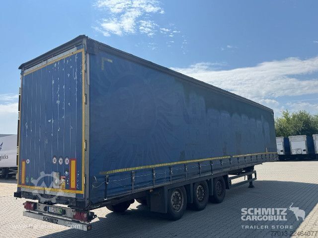 Semi-remorque bâchée Schmitz Cargobull Curtainsider Mega