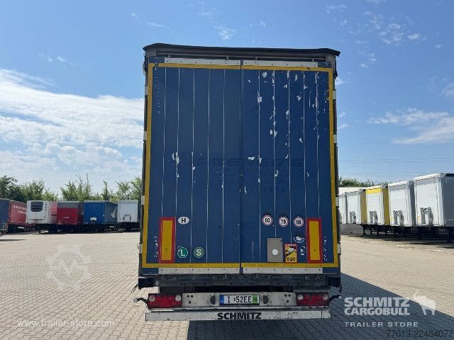 Semi-remorque bâchée Schmitz Cargobull Curtainsider Mega