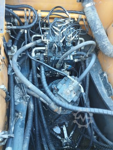 크롤러 굴삭기 Hyundai R300 NLC-9A