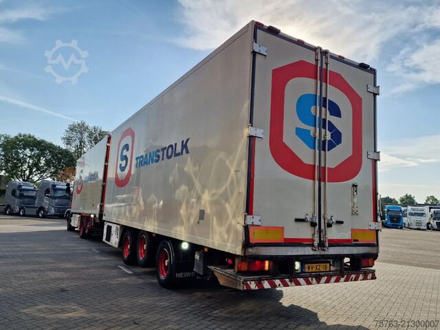 Flutningur í kæli/frysti Scania R580 Topline 6x2*4 Frigo + Burg trailer - Retar...