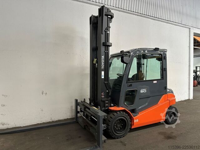  Toyota 8FBMT50 - TRIPLEX 6,5 m - NEUWERTIG !!!