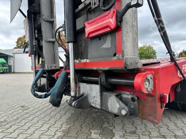 Low loader semitrailer FLIEGL SDS 470 / hydr Hubbett / Seilwinde