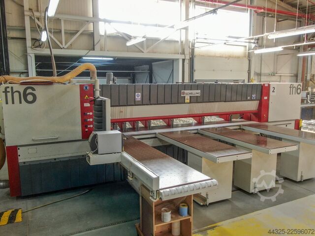 带自动送料功能的板锯 SCHELLING FH6 430