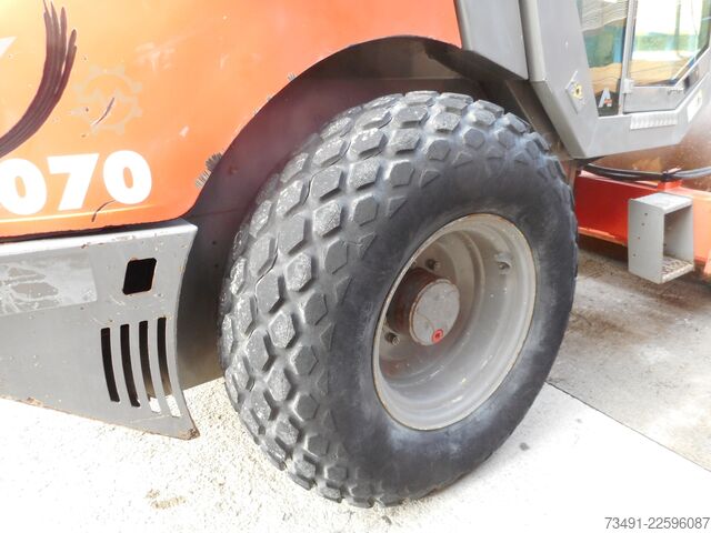 Roller drum tunggal ATLAS AW1070 mit KLIMA