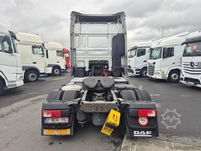 รถแทรกเตอร์มาตรฐาน DAF XF 440 FT SPACE CAB