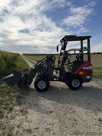 Máy xúc lật dạng cần teleskop FARMER 906T Kingway FARMER 906T