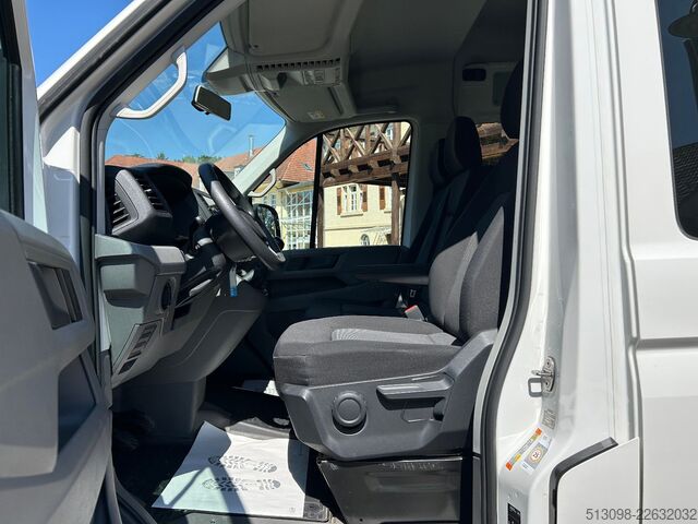 Minibus VW CRAFTER 6 SITZER KLIMAAUTO. ACC NAVI KAMERA PDC