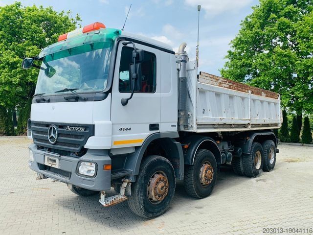 Тристранен самосвал MERCEDES-BENZ ACTROS 4144 8x8 EURO4 DSK Meiller