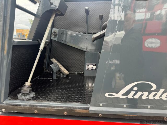 Stivuitor cu încărcare laterală Linde S50/ Mast with free lift