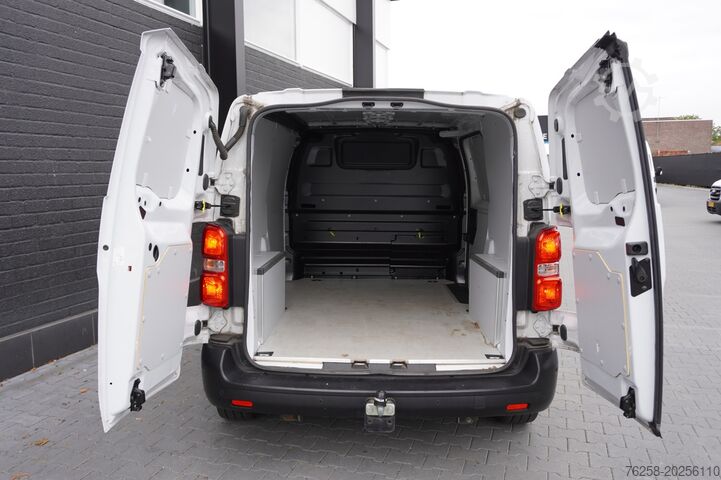 Varebil Fiat Scudo 2.0 D 145PK L2 EURO 6 - Airco - Navi - Cr...