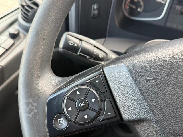 Навантажувальна платформа Mercedes-Benz Atego 1223 4x2 Pritsche mit Heckladekran ATLAS