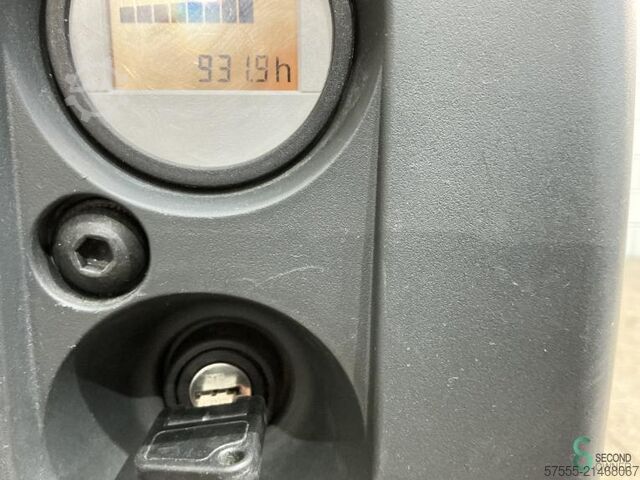 Ručni paletar Still EXU16