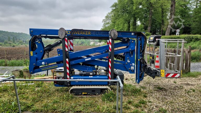 Vrtljiva dvižna ploščad Hinowa Lightlift 17,75 MK2