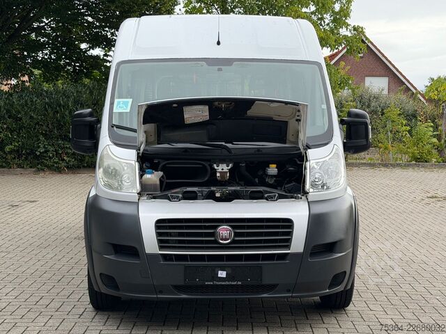 Minibussi FIAT Ducato 2.3 Multijet Maxi 5 Sitze Rollstullift
