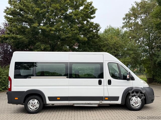 Minibussi FIAT Ducato 2.3 Multijet Maxi 5 Sitze Rollstullift