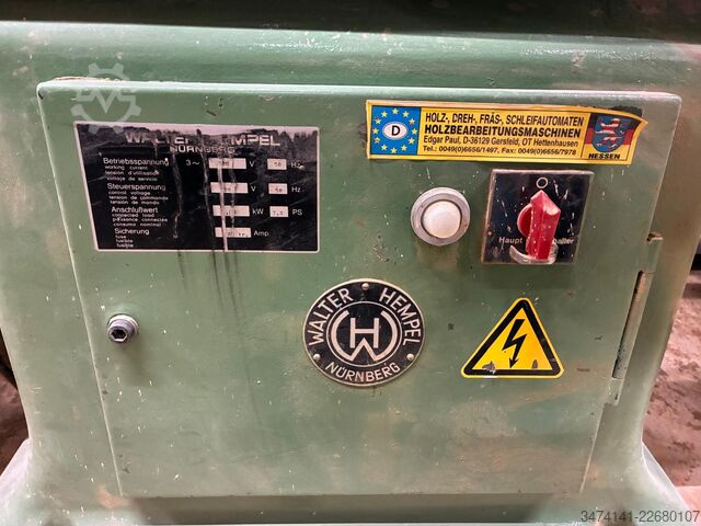 Strug za drvodelje / automat za tokarenje dugmadi Hempel Knopfdrehautomat