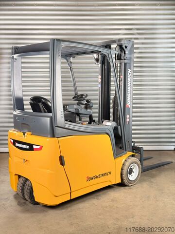 Electrice cu 3 roți Jungheinrich EFG 220 - Service Neu - Batterie 81% - Freihub