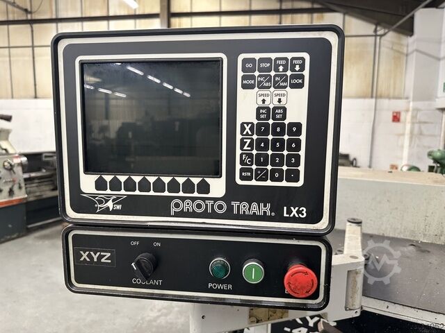 ЦПУ/Ръчен струг XYZ Machine Tools Proturn 410