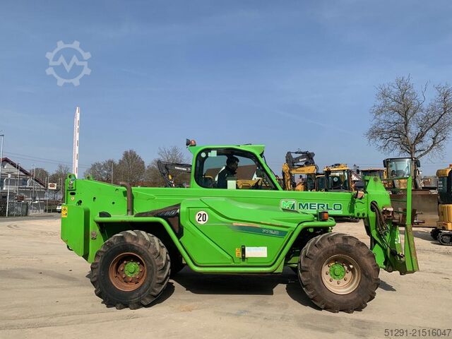 Teleskopski utovarivač Merlo P72.10