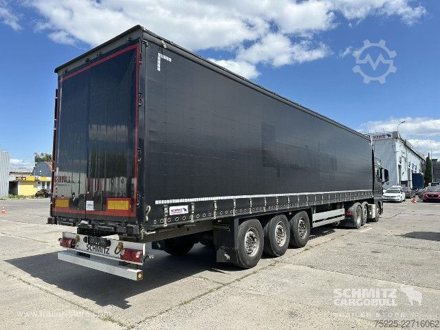 Открытый полуприцеп с тентом Schmitz Cargobull Curtainsider Standard