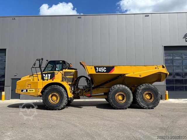 Camión volquete CAT 745 C (CE /Low Hours)