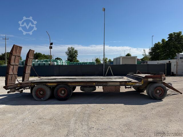 žemagrindė puspriekabė statybos technikos transportavimui CTC RP26S