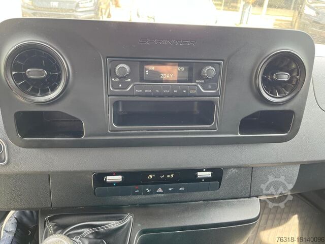 Panel kombi Mercedes-Benz Sprinter 211 KASTEN 6-Gang Holzboden DAB AHK