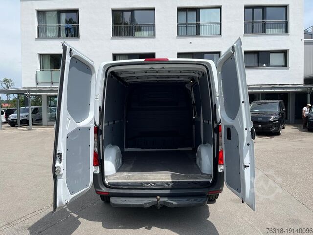 Panel kombi Mercedes-Benz Sprinter 211 KASTEN 6-Gang Holzboden DAB AHK