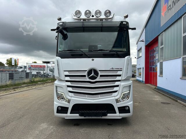Flatbed truck MERCEDES-BENZ 2653 L 6x4 Actros 5 HiabXHipro232ES6 bis 16.90m