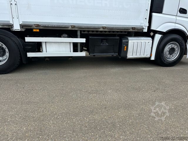 Flatbed truck MERCEDES-BENZ 2653 L 6x4 Actros 5 HiabXHipro232ES6 bis 16.90m