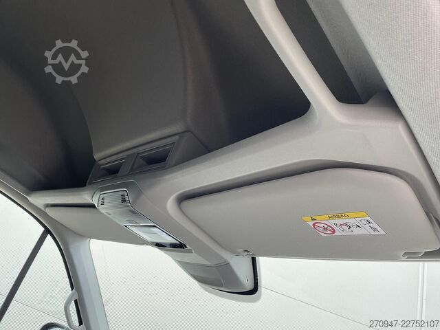 Xe van thùng kín MAN TGE 3.180 L3H3 MIXTO 4x4 STANDHZ ACC LENKRADHZ
