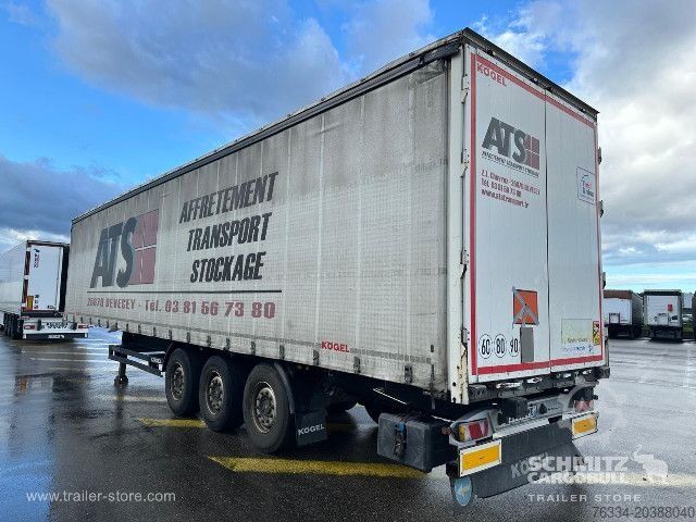 Treler separa terbuka dengan kanvas Kögel Semitrailer Curtainsider Standard