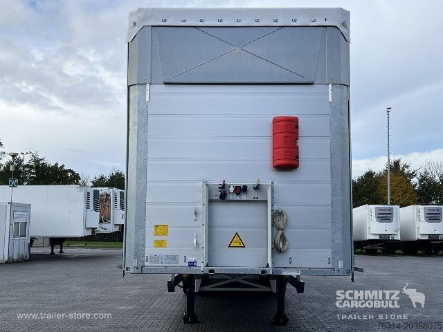 Auflieger mit Pritsche & Plane Schmitz Cargobull Curtainsider Mega Getränke