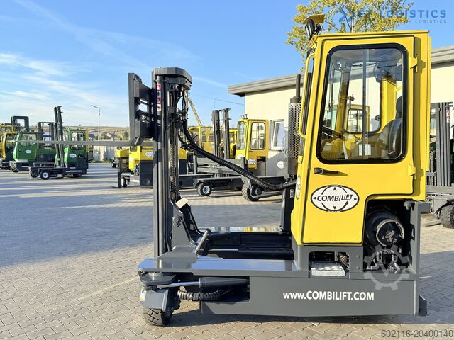 Vierwege-Gabelstapler Combilift C3000 GAS TRIPLEX 4900 FREE LIFT CABIN