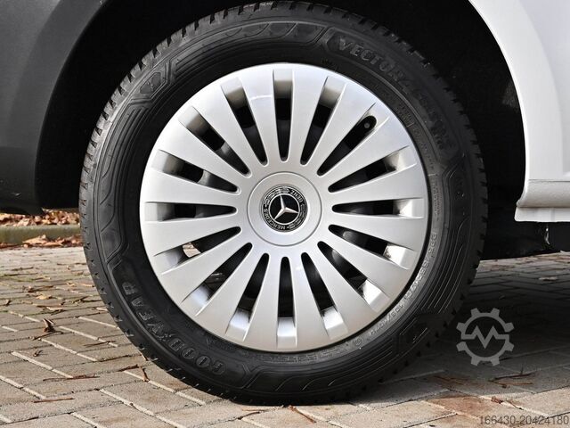 Xe van thùng kín Mercedes-Benz Vito 116 CDI Kasten Lang Navi Spurh.-Ass. Tot