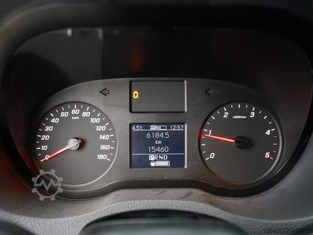 Furgoneta de caja alta Mercedes-Benz Sprinter 315 CDI Kasten L2H2 AHK Stdhz. Navi